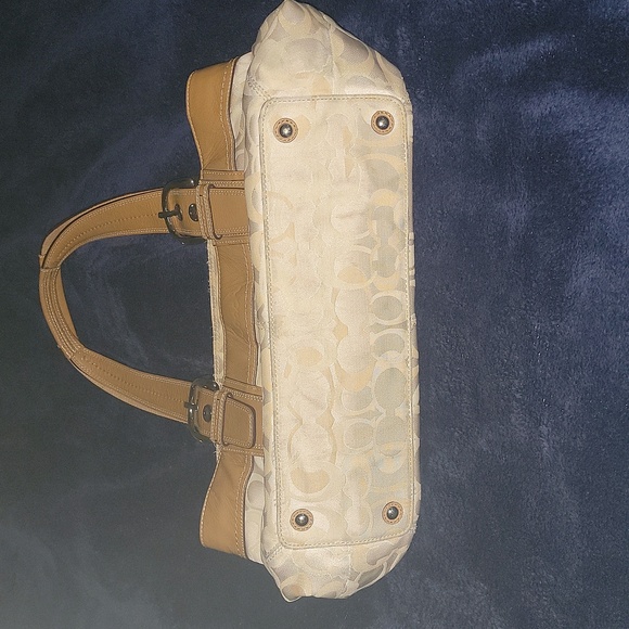 🥳COACH BAG Pre loved Coach sling bag vintage See pics! - Picture 5 of 7